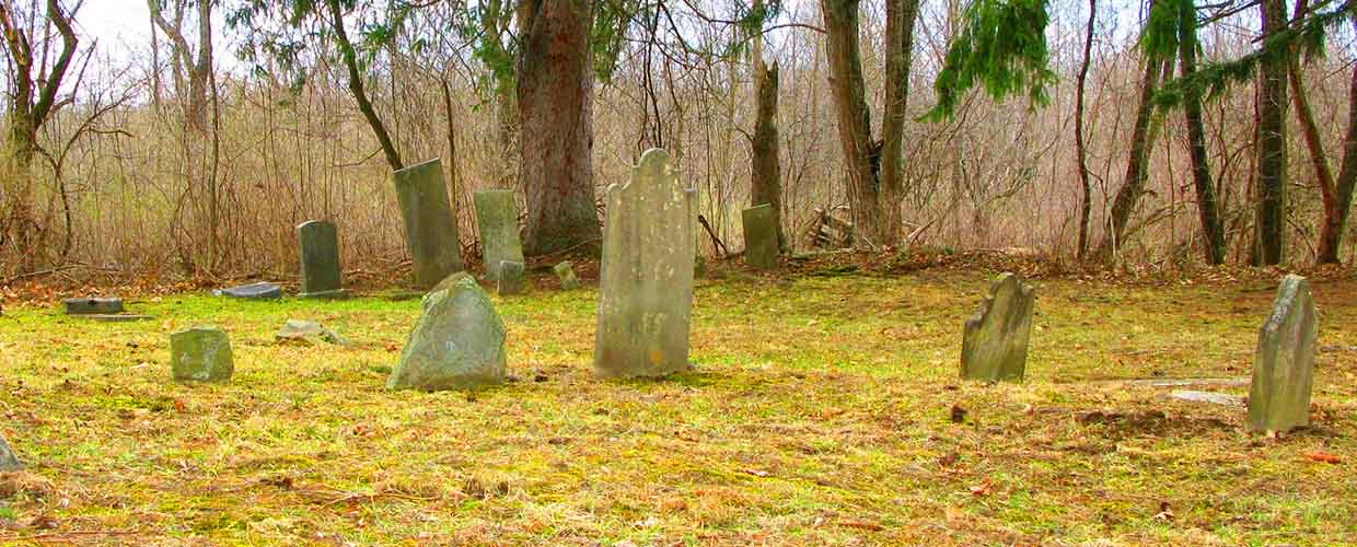 At least three veterans rest in peace in the historic Munger Cemetery in Stillwater, NY. None of their grave markers mention military service. Munger Cemetery